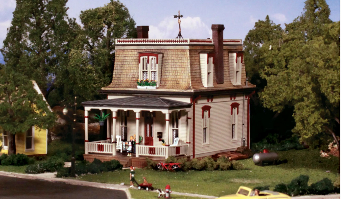 Design Preservation Models 12700 HO Scale - Our House Structure Kit