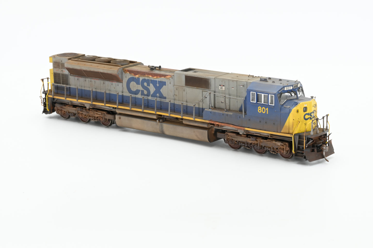 Kato Weathered SD80MAC DCC Ready HO Scale CSX #801