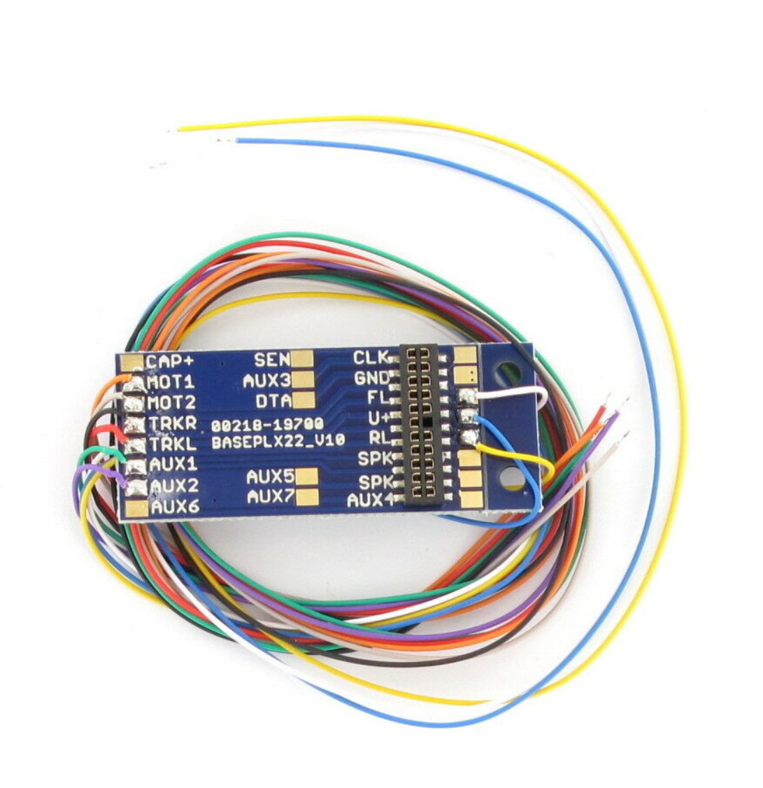 ESU 51958 - PluX22 For 9 Outputs With Soldering Pads & Wires