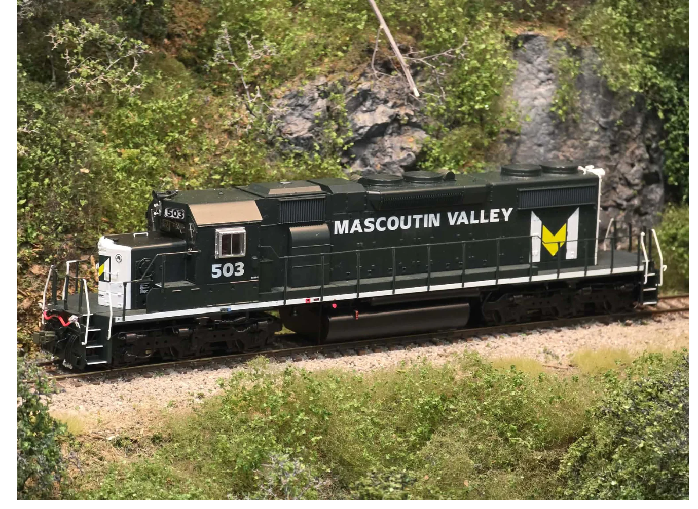 Homeshops / ScaleTrains HO Scale SD38-2 Mascoutin Valley #503 DCC/Sound