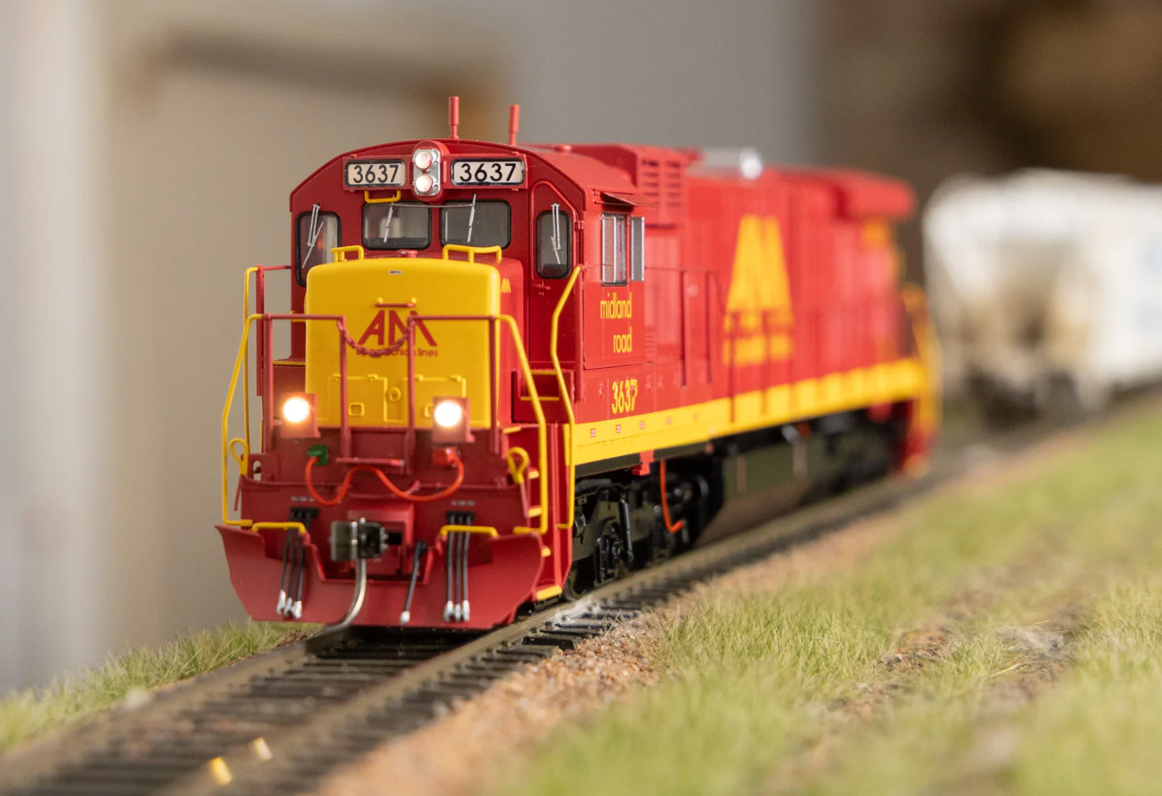 Homeshops Rapido Allegheny Midland AM 3637 DCC/Sound Equipped GE C36-7 Locomotive - HO Scale