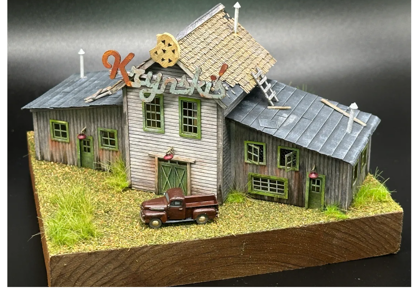 Mudd Creek Models MCM 049 HO Scale - Krynski's Cookies Laser Kit