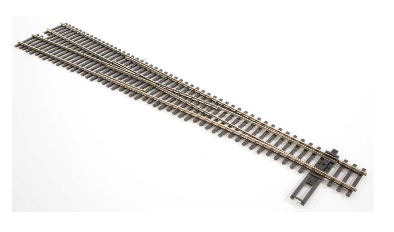 Walthers 948-83019 HO Scale - Code 83 Nickel Silver DCC-Friendly #8 Turnout - Left Hand