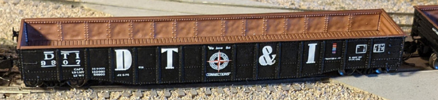 Bluford Shops 52110 N Scale - 52'6" 15-Panel Lightly Dented Mill Gondola Detroit Toledo & Ironton DTI #9363