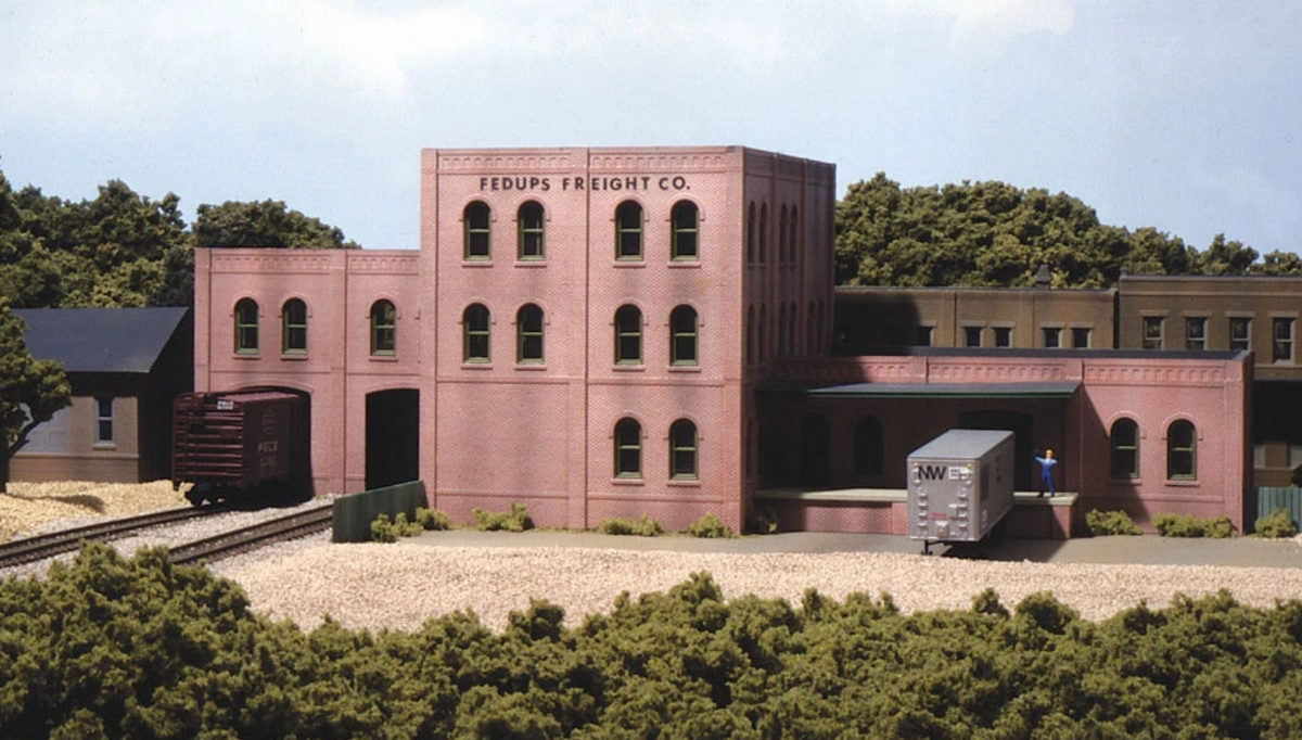 Design Preservation Models 35400 HO Scale - FEDUPS Structure Kit