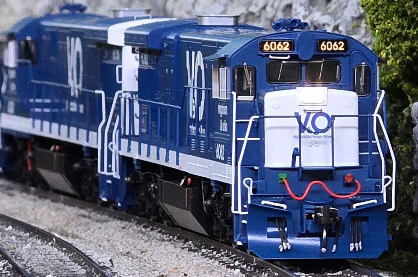 Rapido / Homeshops C30-7 V&O #6045 DC Only HO Scale