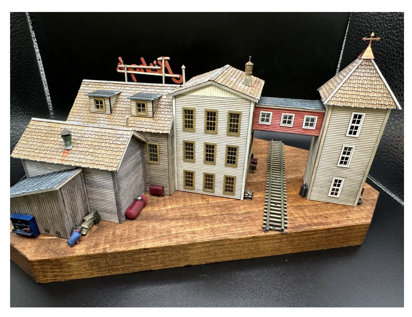 Mudd Creek Models MCM 047 HO Scale - Bishop's Bourbon Mill Laser Kit