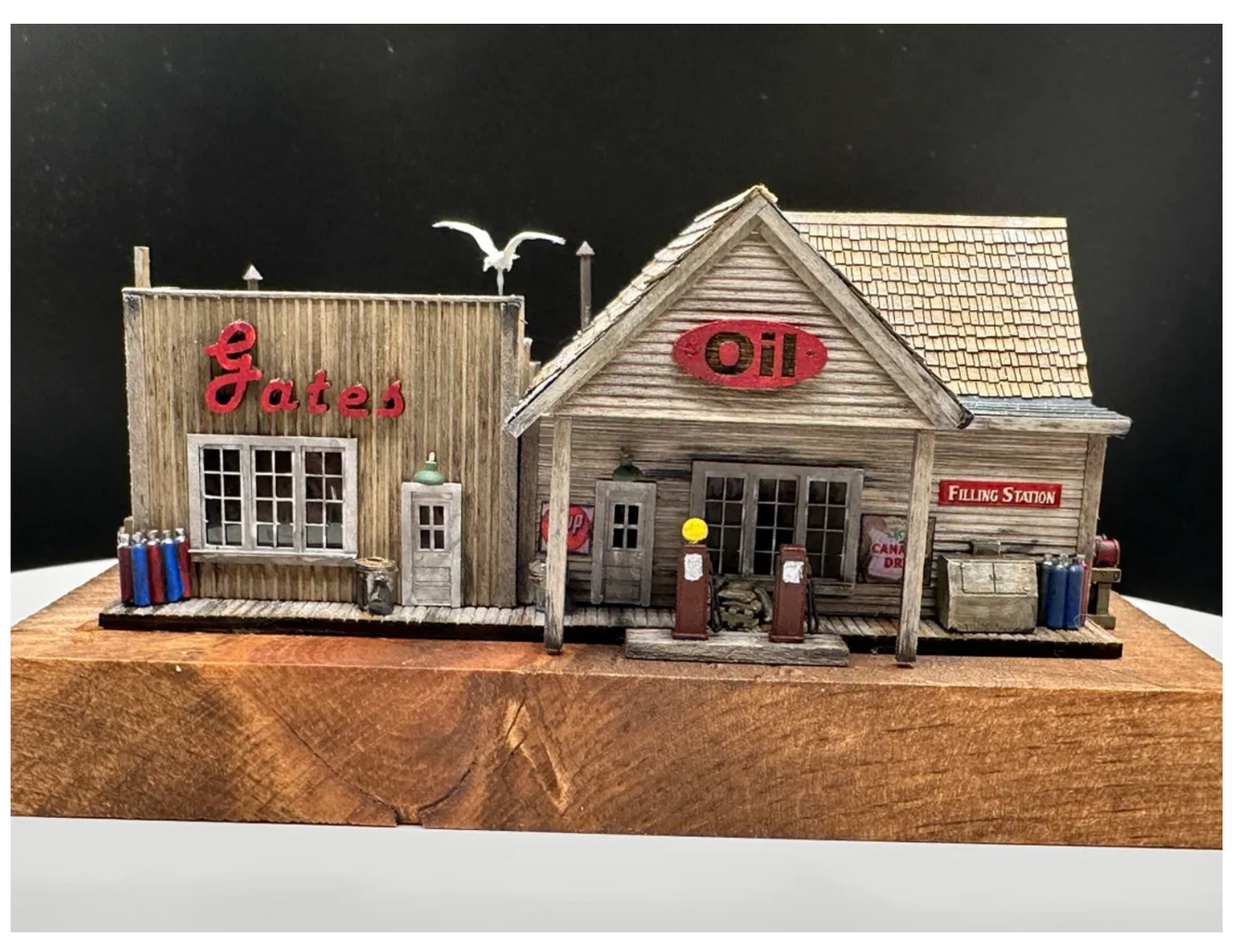 Mudd Creek Models MCM 051 HO Scale - Gates Oil Laser Kit