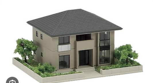 Kato 23-404B N Scale - pre-built and painted model structure representing the 2258 Seaver Lane House