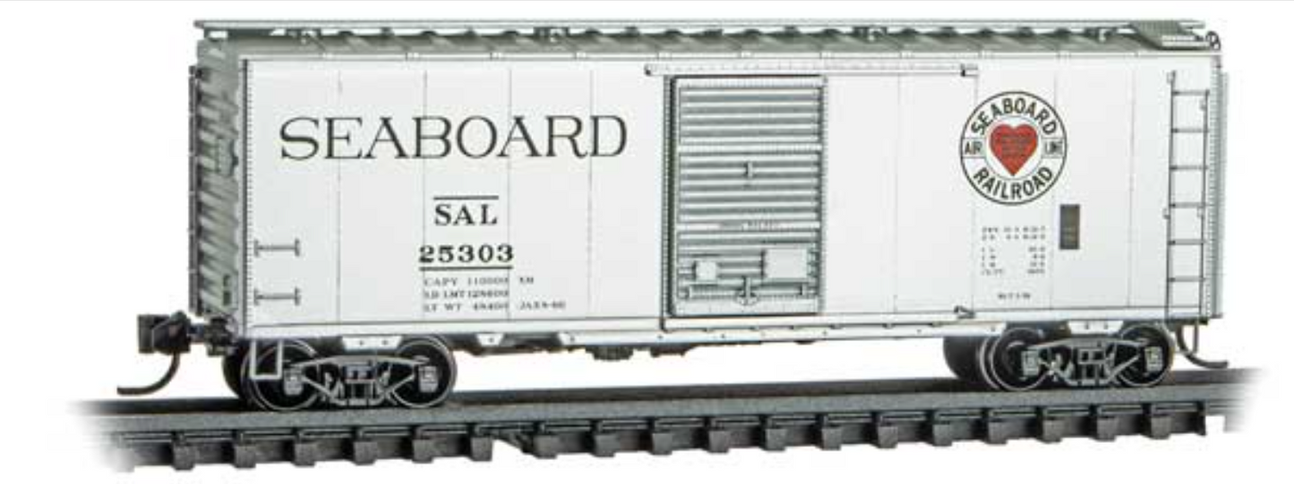 MicroTrains Line 020 00 387 N SCALE - Starboard 40' Boxcar