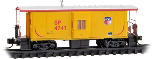 MicroTrains Line 130 00 320 N SCALE - Steel Bay Window Caboose - Ready to Run -- Union Pacific SP #4747 (yellow, red)